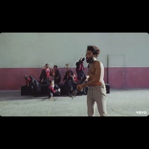 Meet your Posher, Jafet